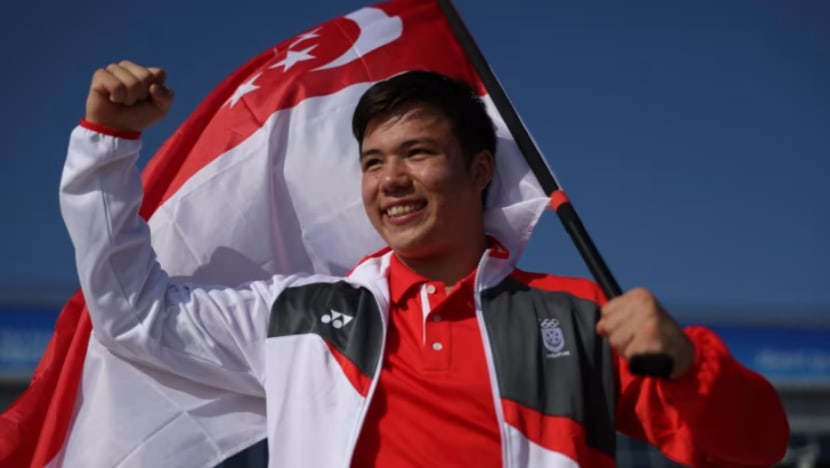 Atlit 'kite foil' SG Maximilian Maeder pertahankan kejuaraan dunia Atlit 'kite foil' SG Maximilian Maeder pertahankan kejuaraan dunia