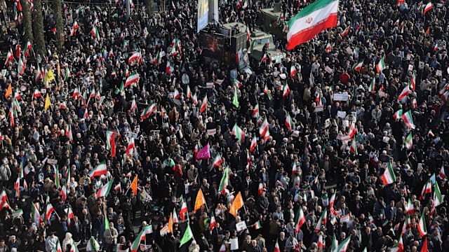 美国宣布对伊朗贸易伙伴国加征25%关税