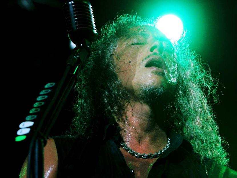 Metallica awes 40,000 fans