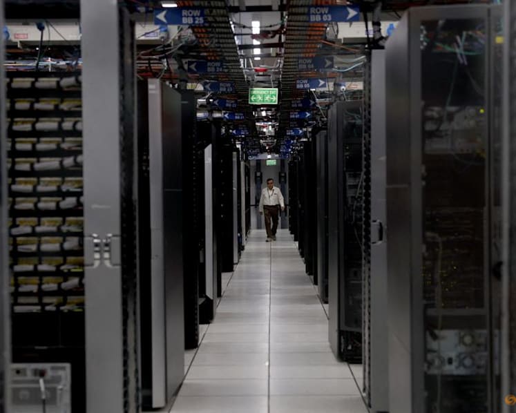 HPE lifts forecast past 2028 goals on robust AI demand, shares surge 36%
