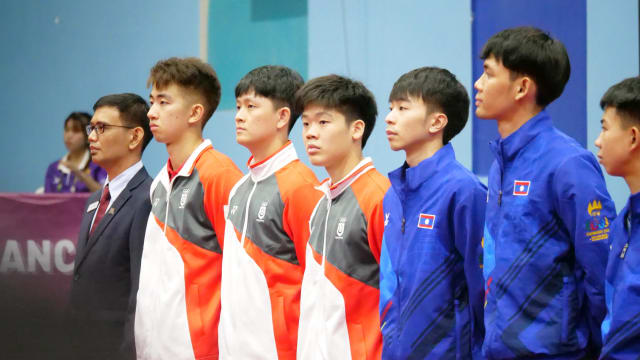 我国乒乓男队首场小组赛 3比0轻取老挝