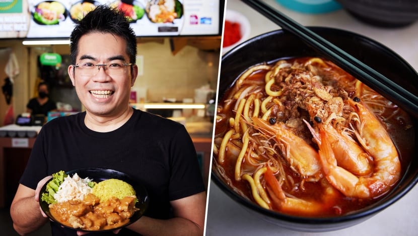 Retrenched General Manager Sells Comforting Halal Prawn Mee & Sambal Stingray At Hawker Stall