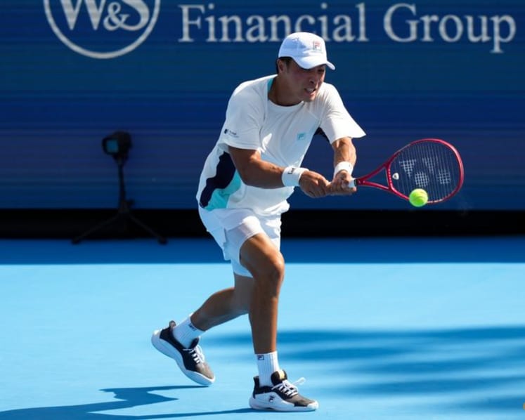 Red-hot Nakashima stuns Medvedev to reach Cincinnati fourth round