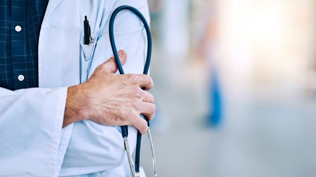 医生酒驾试图换座顶包 被吊销执照四个月