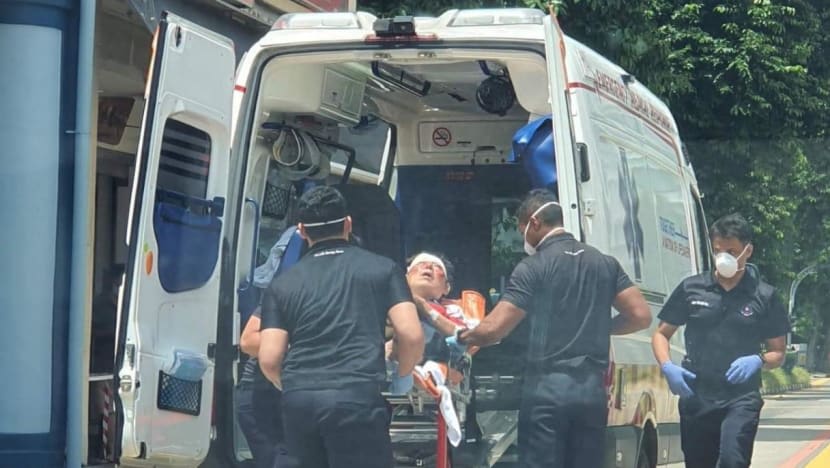 Lelaki maut akibat kecederaan tersungkur dalam bas yang brek mendadak untuk elak pertembungan Lelaki maut akibat kecederaan tersungkur dalam bas yang brek mendadak untuk elak pertembungan