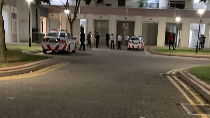 Pekerja asing ditemui mati semasa kerja ganti lif di Chai Chee Pekerja asing ditemui mati semasa kerja ganti lif di Chai Chee