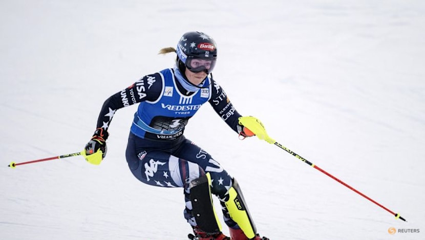 Alpine skiing-Super Shiffrin blasts to slalom victory in Levi