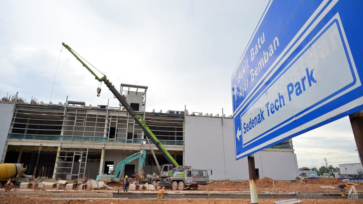Johor's data centres getting a boost from the Singapore factor; water, power remain bottlenecks - CNA Johor's data centres getting a boost from the Singapore factor; water, power remain bottlenecks - CNA