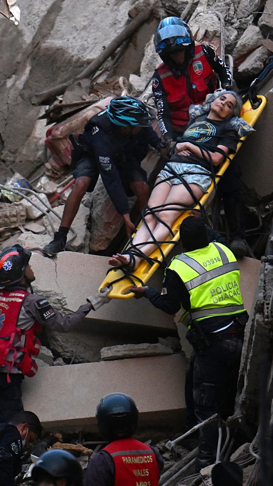 Venezuela twin quakes kill at least 164, injure over 900 