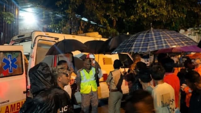 印度水电隧道坍塌 至少10死17人失踪