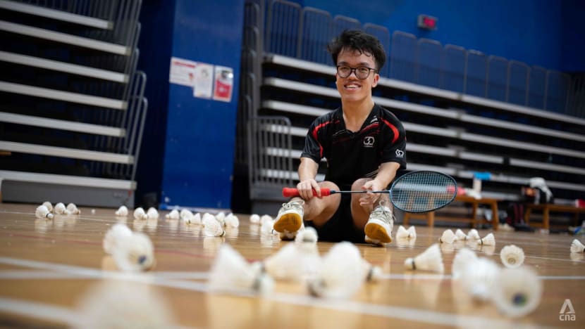 'We just need some help sometimes': Young adults with short stature on defying stereotypes 'We just need some help sometimes': Young adults with short stature on defying stereotypes