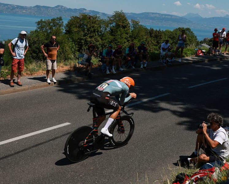 Tarling to compete in Vuelta a Espana days after brother's death