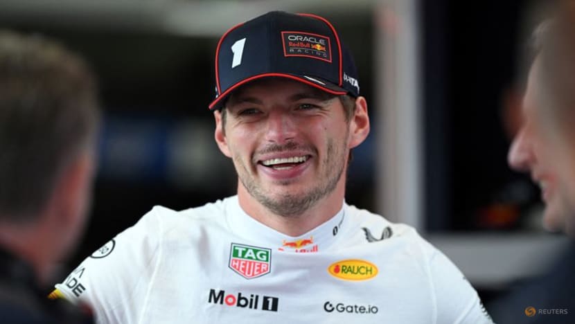 Verstappen puts Red Bull on pole at Silverstone