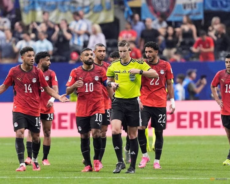 Egypt coach blasts refereeing and turns his back on World Cup
