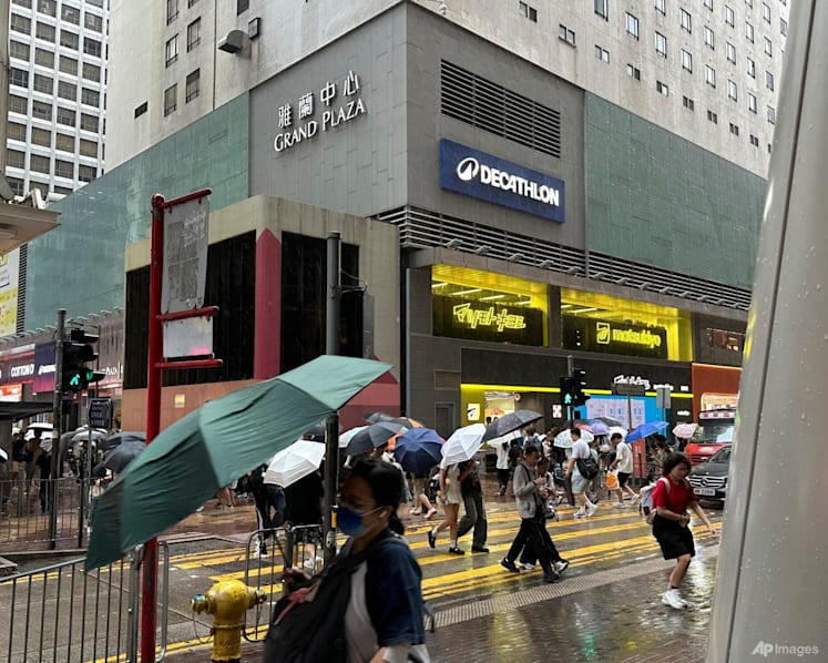 China evacuates 20,000 people as Typhoon Noul nears China evacuates 20,000 people as Typhoon Noul nears