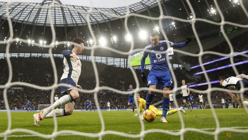 Leicester snap losing run to deepen Tottenham's gloom