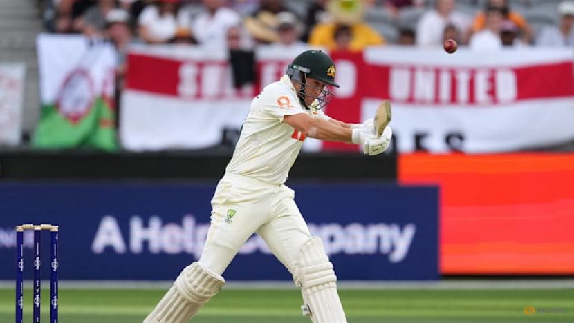 Labuschagne backs under fire Khawaja ahead of second Ashes test