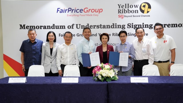 职总平价同黄丝带新加坡签署合作备忘录 为前囚犯提供就业培训机会