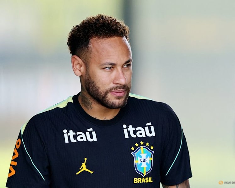 Neymar joins Brazil teammates in training as calf recovery gathers pace