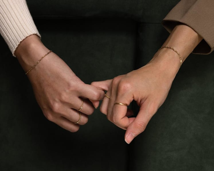 What is permanent jewellery? Here's all you need to know about the biggest jewellery trend right now