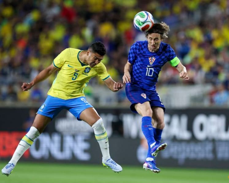 Brazil score twice late on to beat Croatia 3-1 in World Cup tune-up
