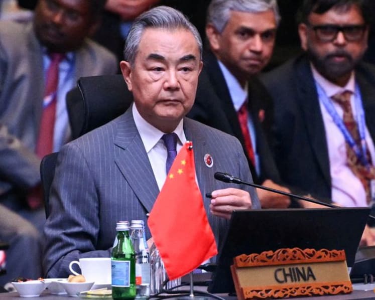 Chinese foreign minister Wang Yi to visit India for disputed border talks