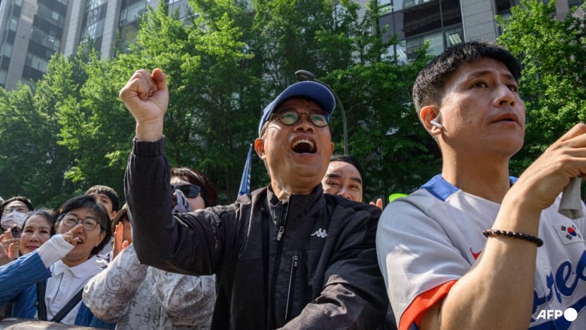 Commentary: South Korea is lurching from crisis to crisis ahead of June's election Commentary: South Korea is lurching from crisis to crisis ahead of June's election