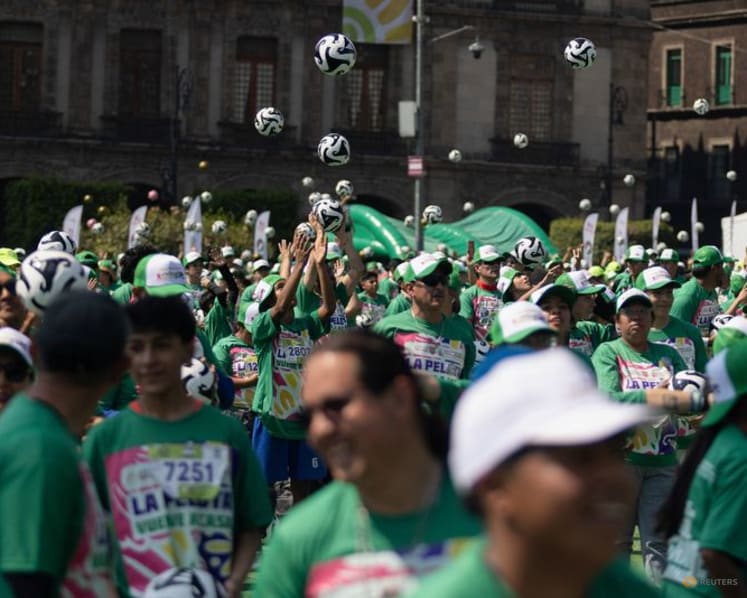 Mexico breaks Guinness World Record for largest soccer class ahead of World Cup