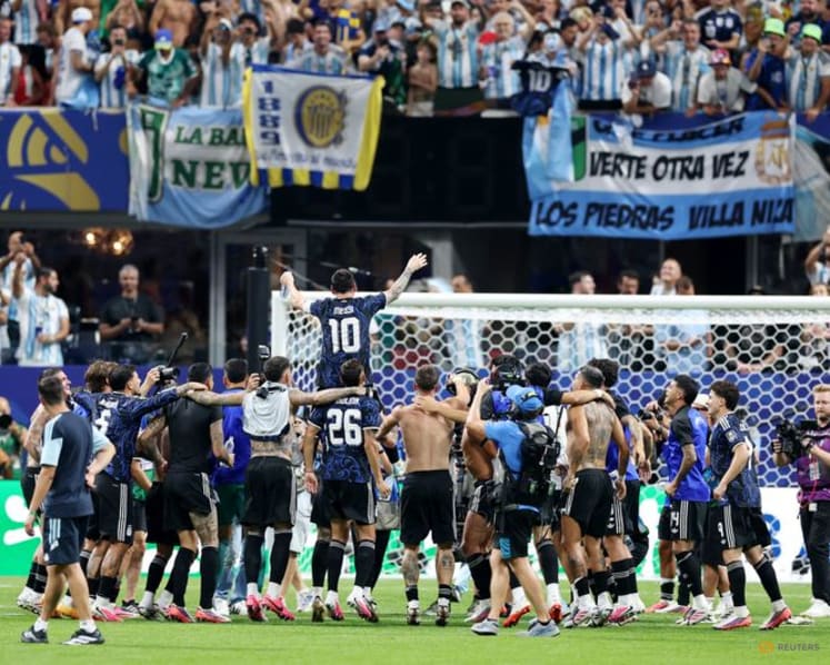 Argentina late show sinks England and sets up World Cup final against Spain