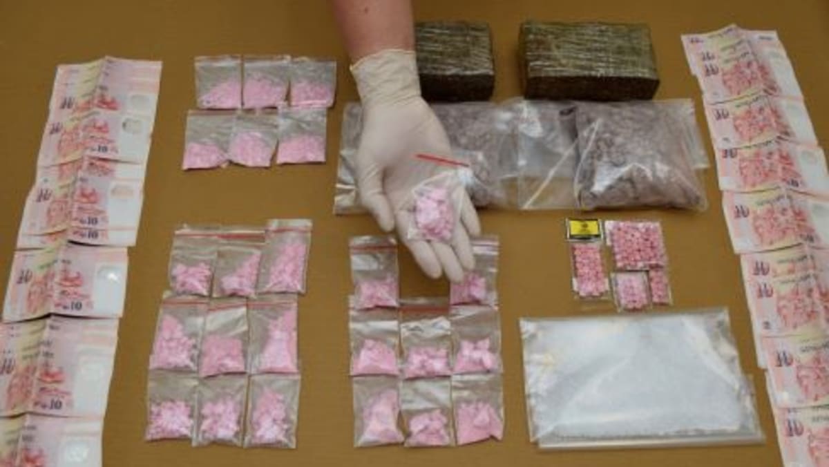Drugs worth more than S$158,000 seized, 5 suspects arrested - TODAY