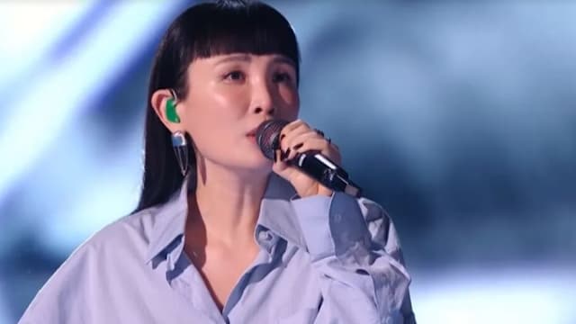 魏如萱《歌手2026》爆冷出局！选唱《心酸》惹两极评价