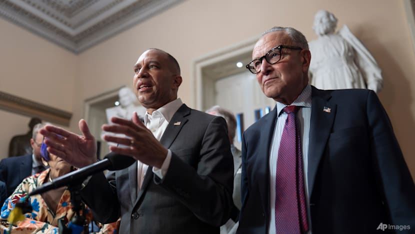 Democratic leaders in US Congress demand meeting with Trump as government shutdown looms
