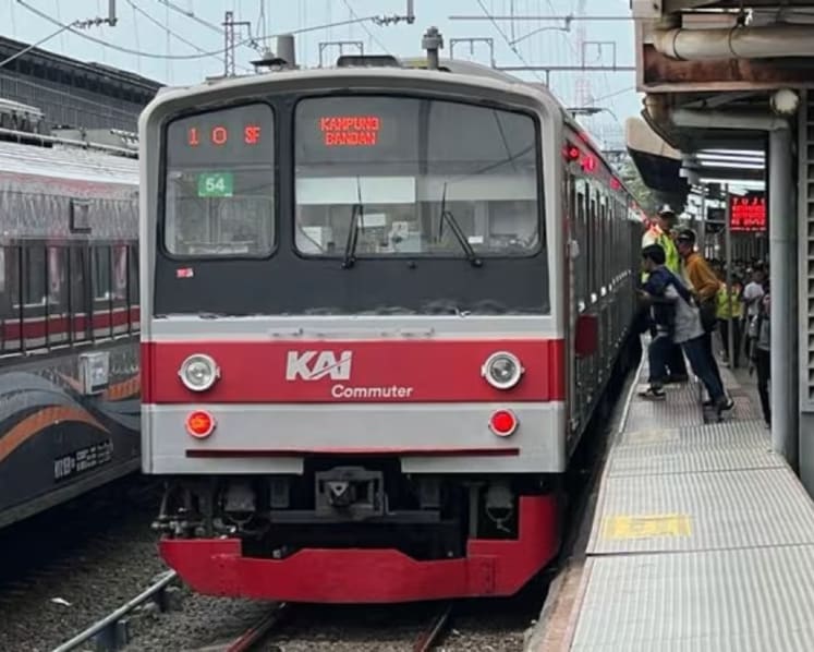 Sexual harassers on Jakarta trains face lifelong ban; rail company mulls more women-only carriages
