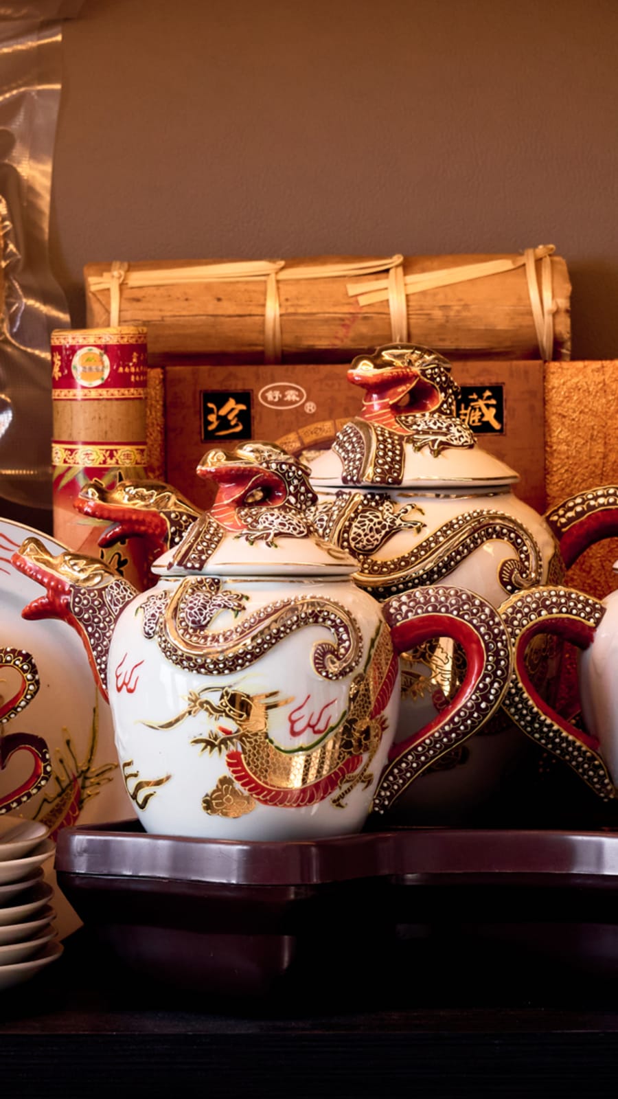 Sophia Yeow: An avid collector of exquisite tea sets - CNA