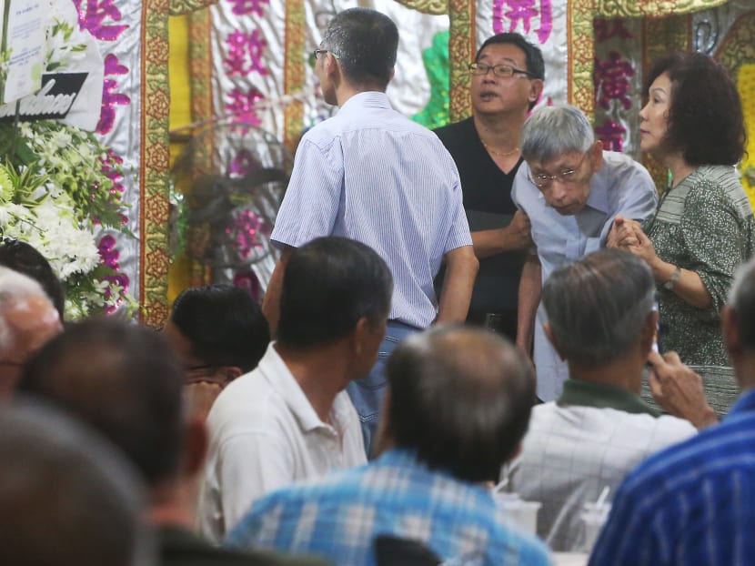 Veteran opposition politician Chiam See Tong (centre) and his wife, Mrs Lina Chiam, attending the wake of Sin Kek Tong, who is the founder of the Singapore People’s Party. Photo: Faris Mokhtar/TODAY