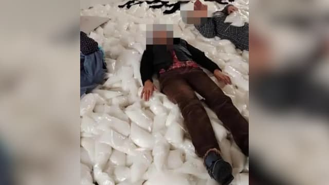 把果酱原料当床垫 中国食品厂被令停产