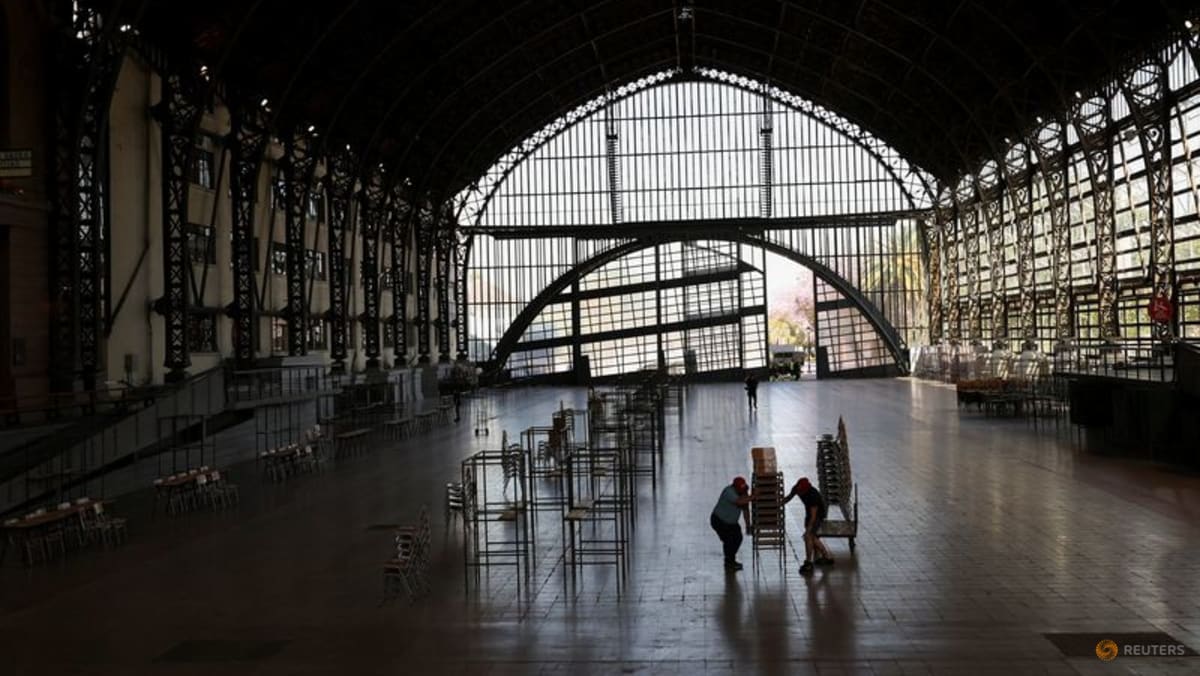 Crime, immigration dominate as Chile votes for president