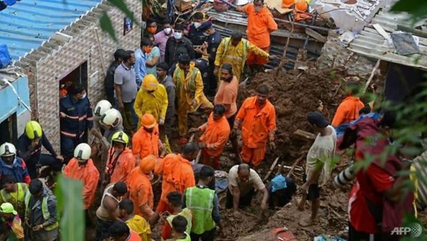 Sekurang-kurangnya 23 maut dalam tanah runtuh di Mumbai