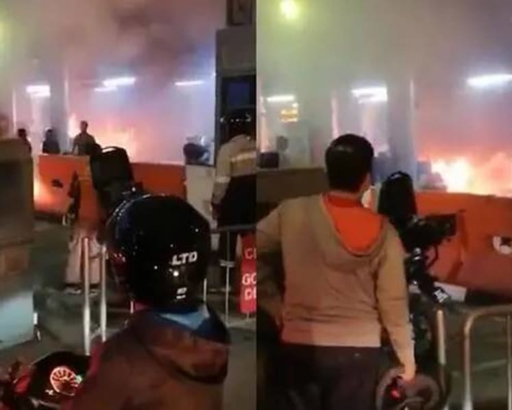 Motorcycle catches fire at Woodlands Checkpoint