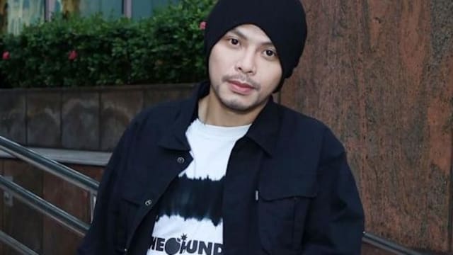 卷入谢侑芯命案，黄明志警局照、被搜出蓝色药丸曝光！