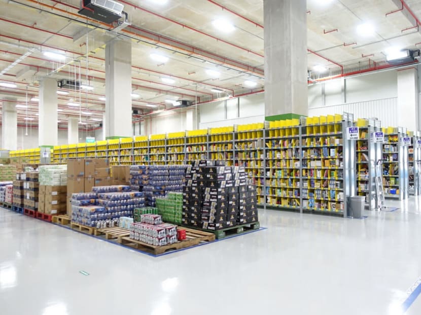 Online retail giant Amazon officially launched its services in Singapore on Thursday (July 27), with an opening ceremony at its office in Toh Guan Avenue in the western part of the island. Photo: Koh Mui Fong/TODAY