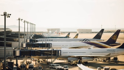 Which Are The Cleanest Airlines In The World? And Which Ones Should Germaphobes Avoid?