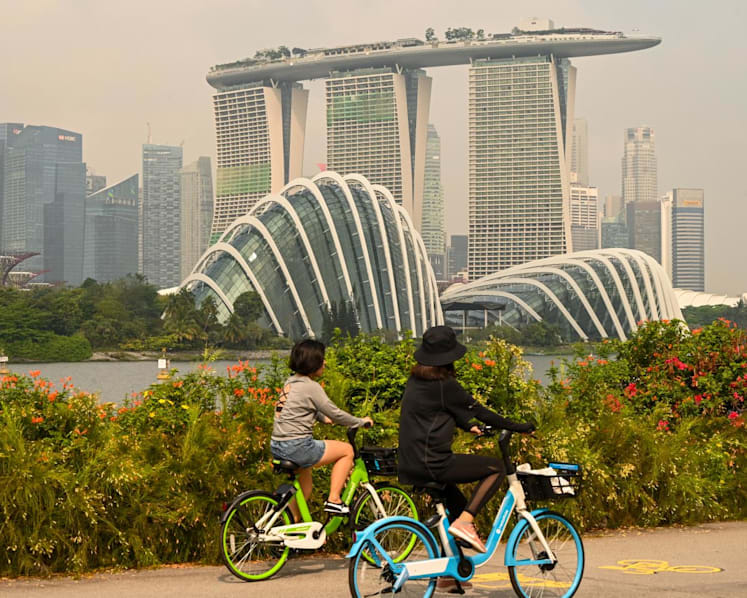 Singapore narrows 2023 growth forecast to around 1% on weak exports