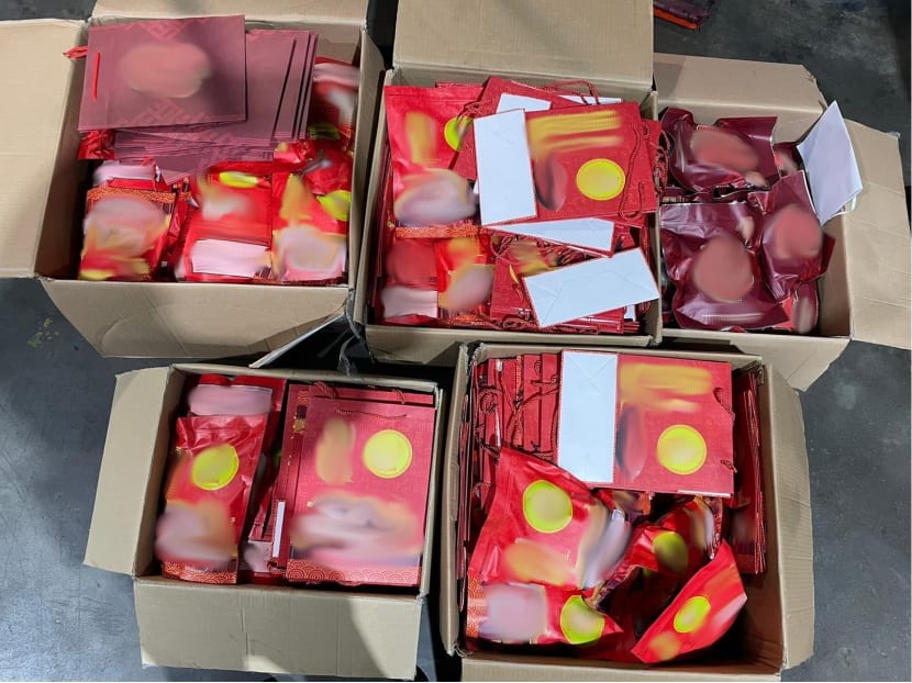 The Immigration and Checkpoints Authority (ICA) officers foiled attempts to illegally import 169 cartons and 11 packets of assorted bak kwa, as well as three cartons of pork floss from Malaysia.
The Immigration and Checkpoints Authority (ICA) officers foiled attempts to illegally import 169 cartons and 11 packets of assorted bak kwa, as well as three cartons of pork floss from Malaysia.