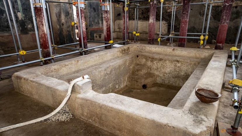 Ancient Pompeii excavation uncovers lavish private bath complex