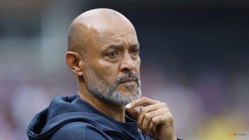 Forest boss Nuno says exit speculation 'absurd'