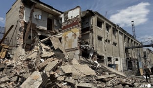 Russia kills 25 in Ukraine, as Kremlin says 'committed' to peace