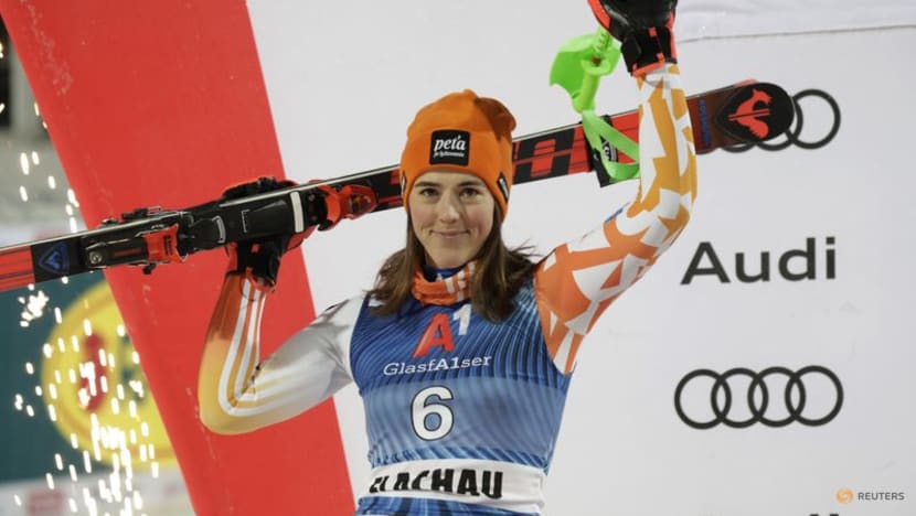 Alpine skiing-Injured Vlhova to miss World Championships in Austria Alpine skiing-Injured Vlhova to miss World Championships in Austria