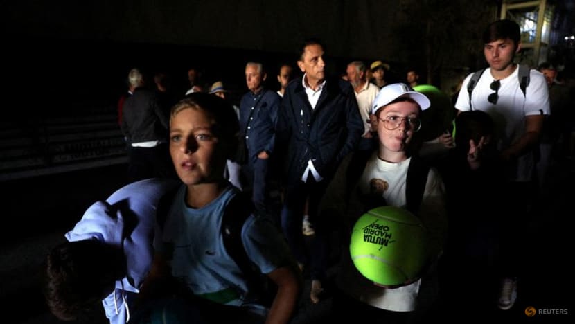 Play cancelled at Madrid Open over large-scale power outage
