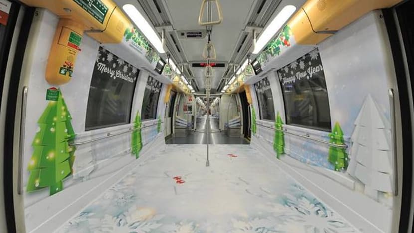 Bas, kereta api 'musim sejuk' dilancar sempena perayaan Krismas